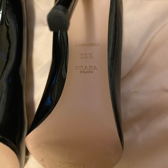 Prada -Patent leather peep toe pumps- black - Picture 6 of 8